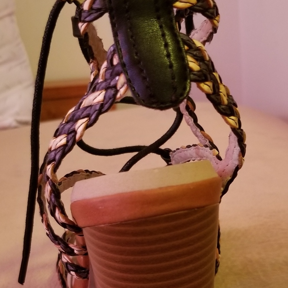Groove Addison sandals - Picture 2 of 4